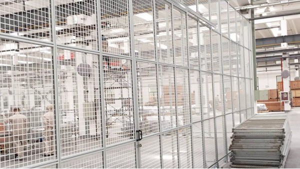 3030工業鋁型材能定做機器人護欄網嗎？