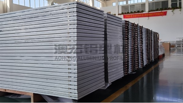 鋁型材承重能力如何判斷？從規(guī)格、負載到計算的全指南